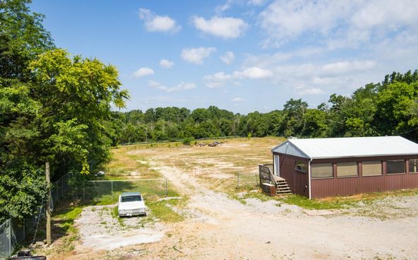 513 Pierce Ln, Frankfort, KY 40601